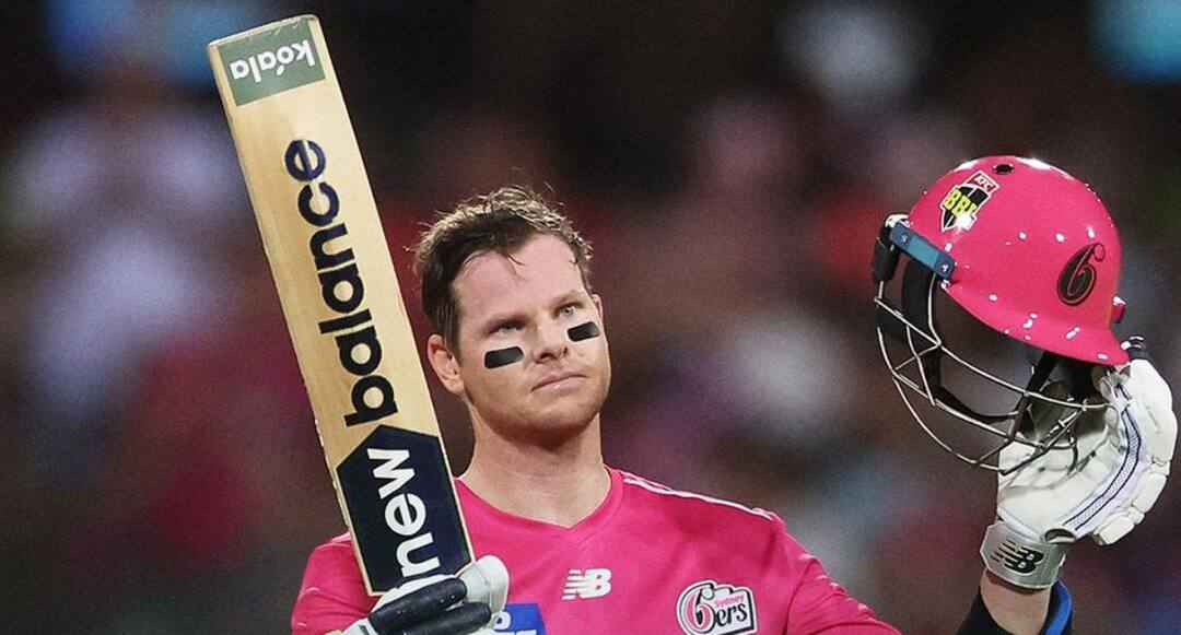 स्टीव स्मिथ ने बाबर आजम के खिलाफ स्ट्राइक जारी रखने के विवादास्पद फैसले पर सफाई दी